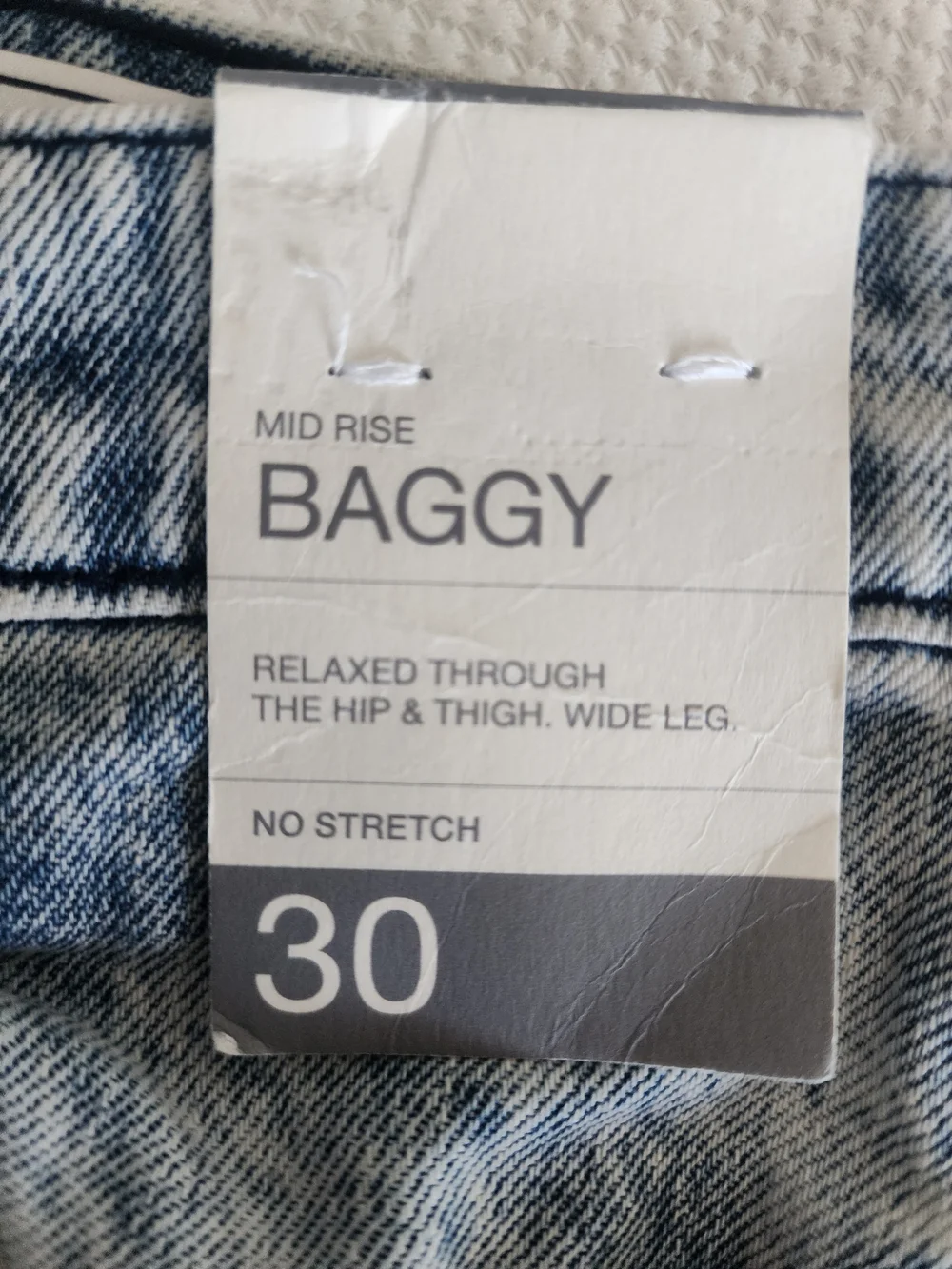 GAP Mid Rise Baggy Jeans - Light Blue Denim New With Tags - Picture 5 of 14
